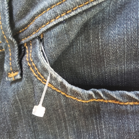 Bench Size 28 Womens Jeans - Picture 7 of 7
